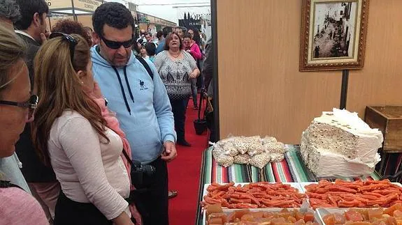 La XX Feria de Turismo, Artesanía y Alimentación muestra al mundo lo hecho a mano en la Alpujarra