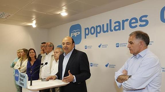 Sebastián Pérez celebra el "empate" con el PSOE en Diputación