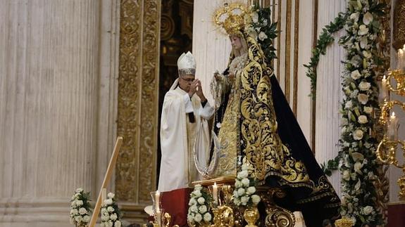 Momento de la coronación 