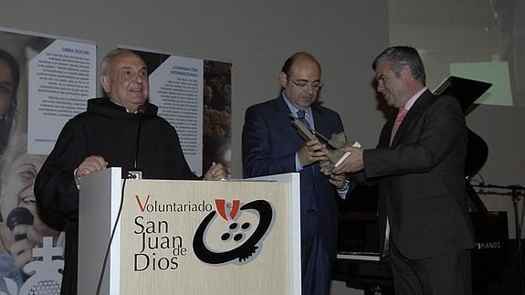 La Orden de San Juan de Dios premia a la Diputación por la recuperación del edificio del antiguo Hospital