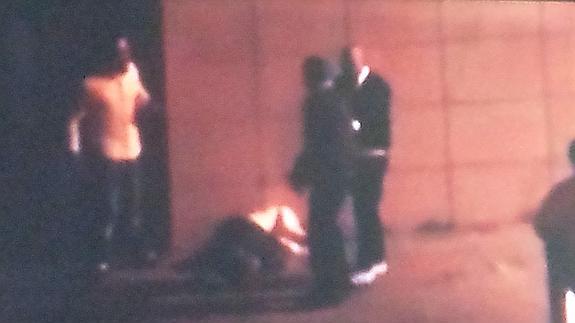 Jóvenes sobre el botellódromo: "La fiesta de la primavera, a partir de las 7 o las 8, es muerte y destrucción"