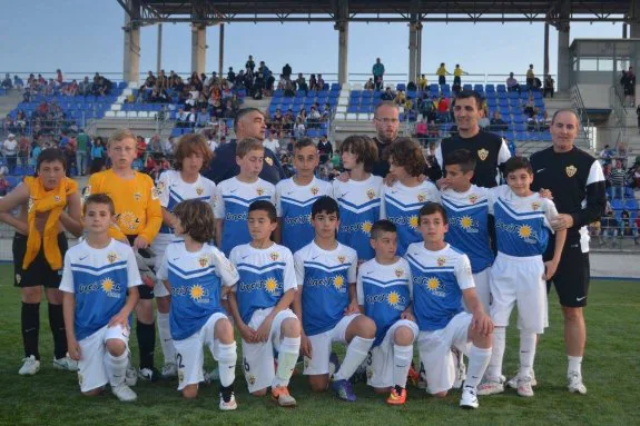 Equipo alevín de la UD Almería que participa en el prestigioso torneo nacional de fútbol base