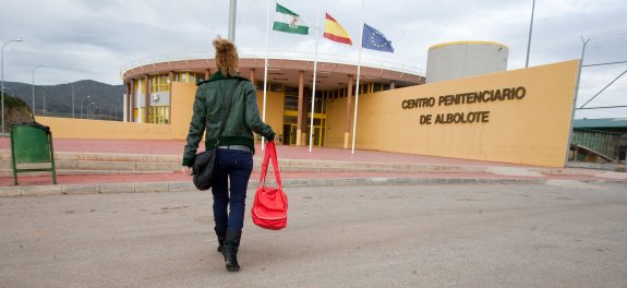 Los 754 penados no cumplen su condena en la prisión de Albolote sino en un medio abierto
