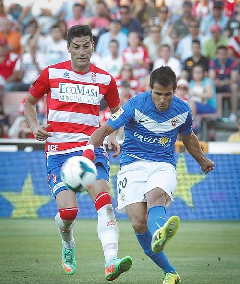 El Granada CF despide a Riki, con el que quiere llegar a un acuerdo para no ir a juicio