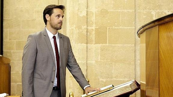 Martín, en su toma de posesión en el Parlamento andaluz 
