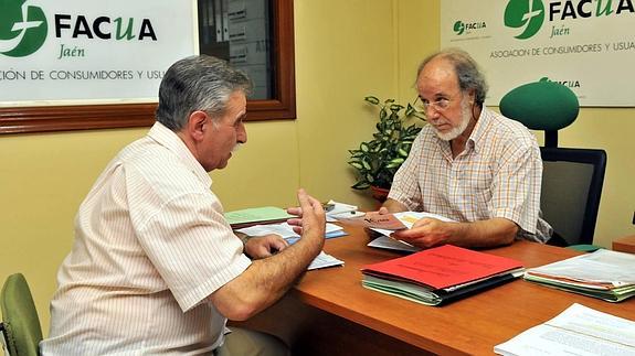 El sector de la telecomunicación concentra más de un tercio de las consultas en Facua