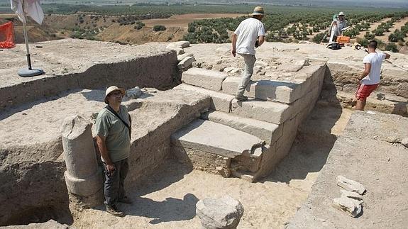 Más de 200 voluntarios participan en las nuevas excavaciones del yacimiento de Cástulo