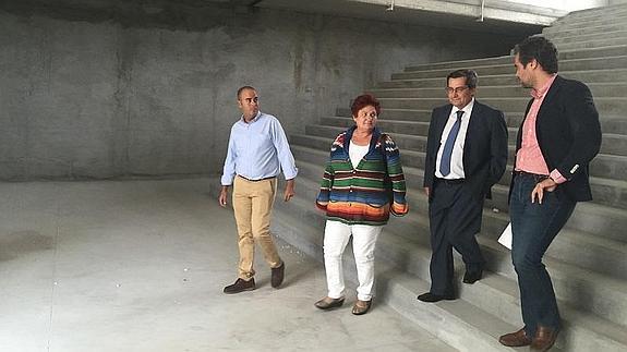 Diputación se compromete a resolver la situación de las viviendas protegidas de Órgiva