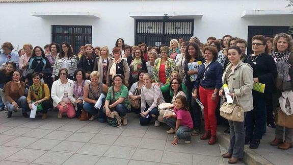 Más de 170 mujeres debaten en Cádiar sobre nuevas tecnologías