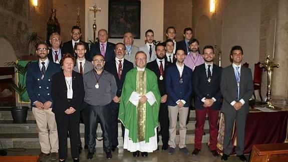 Toma posesión la junta de gobierno del Vía crucis