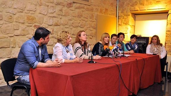 Linares se suma a la marcha contra la violencia de género