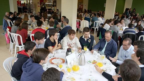 Cien alumnos de bachillerato abren la Semana de la Ciencia de la UJA