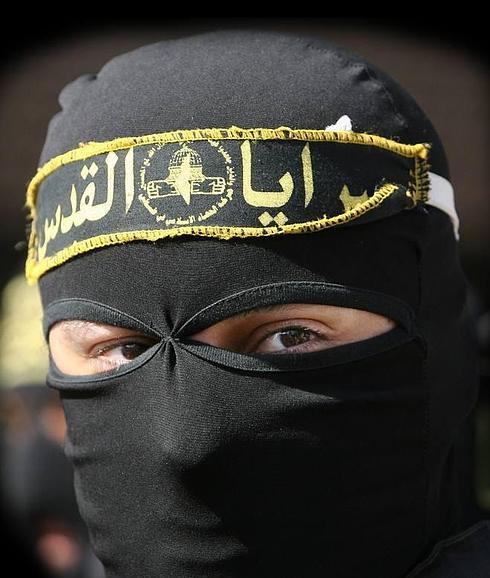 Un islamista radical acude a una conferencia en Gaza. :: 