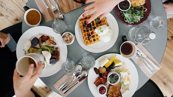 Desayunos, comidas y cenas caben en esta propuesta gastronómica. 