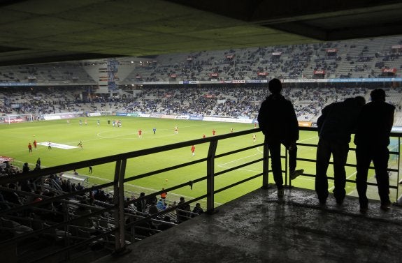 El Carlos Tartiere puso punto y final al 2015 en la UDA.