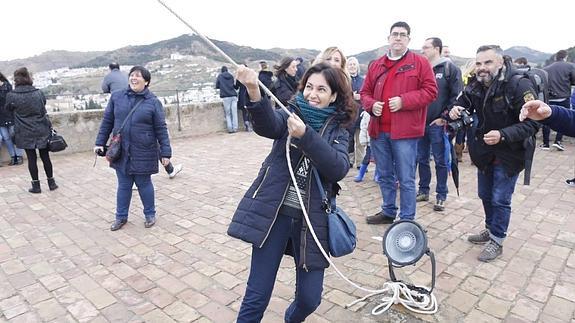 La Torre de la Vela se llena de candidatas para tocar la campana