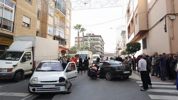 Aparatoso accidente en la calle Ancha de Motril