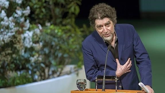 Joaquín Sabina, durante su discurso. 