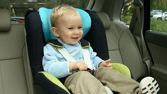 ¿Cuál es el asiento más seguro para la silla del bebé?