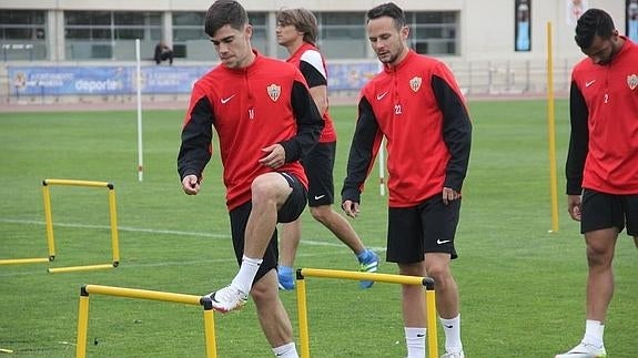 El Almería se abstrae para pensar sólo en el Córdoba