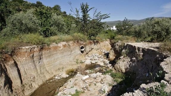 Aprecian un delito medioambiental en los vertidos de la cárcel