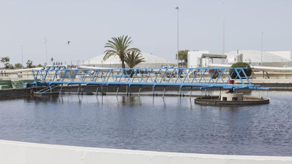 Firman hoy el trámite previo al inicio de la obra que acabará al fin con los vertidos al Andarax