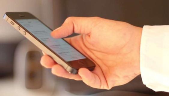 Confirmado: El móvil está cambiando la forma de tus dedos