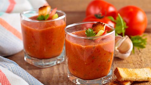 ¿Qué debe llevar un buen gazpacho?