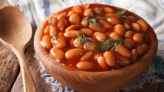 Retiran botes de judías cocidas y bacalao desalado sospechosos de botulismo