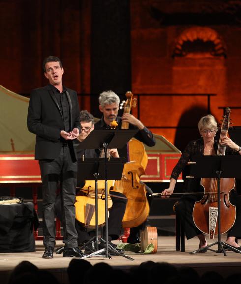 El contratenor Philippe Jaroussky, en momento de la actuación que ofreció anoche en el Palacio Carlos V. 