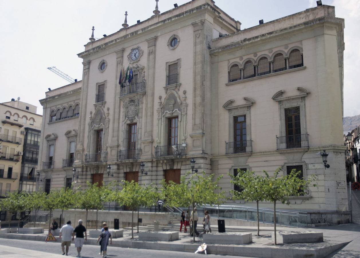 La situación económica es cada día más difícil en el Ayuntamiento de Jaén.