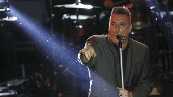 Loquillo, durante un concierto 