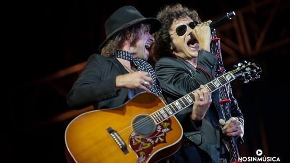 Bunbury, en pleno concierto en el festival 