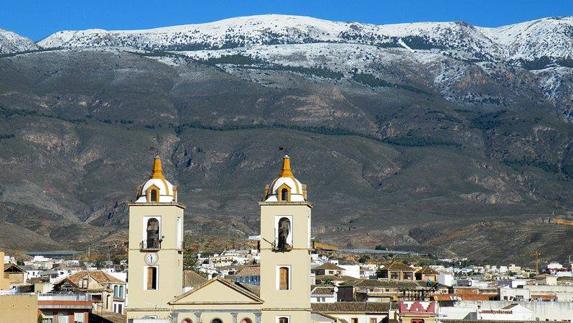 El mar y la montaña tienen a Berja como punto en común