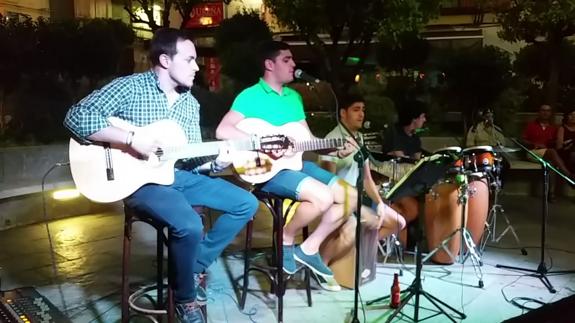 Rumba y aire fresco en las noches de Jaén