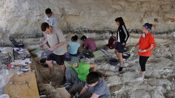 Hallan nuevos indicios de actividades humanas de hace 1,4 millones de años en Orce
