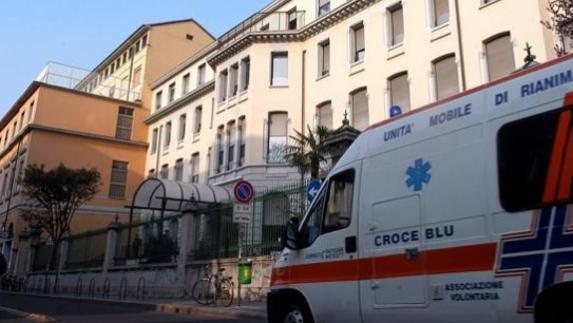 Una niña de 3 años pasa 24 horas junto al cadáver de su madre