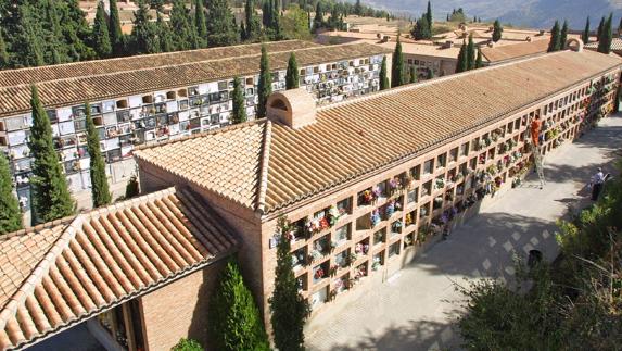 Emucesa plantea la reforma interior del cementerio y aparca su ampliación