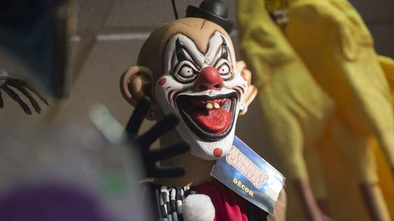 Un disfraz de payaso, muy popular estos días 