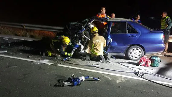 Tres heridos en un accidente de tráfico cerca de Bogarre