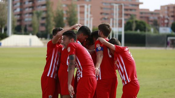 El Almería B recibe al San Pedro con las ideas de ganar y 'sacarse la espina'