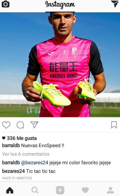 Enigmática foto de Barral con comentarios de Bezares.