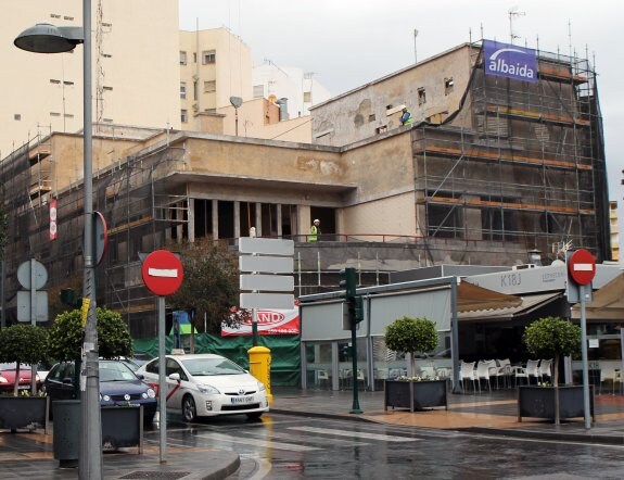 Fachada externa de la futura biblioteca municipal de la ciudad de Almería, que estará ubicada en la calle Santos Zárate. 