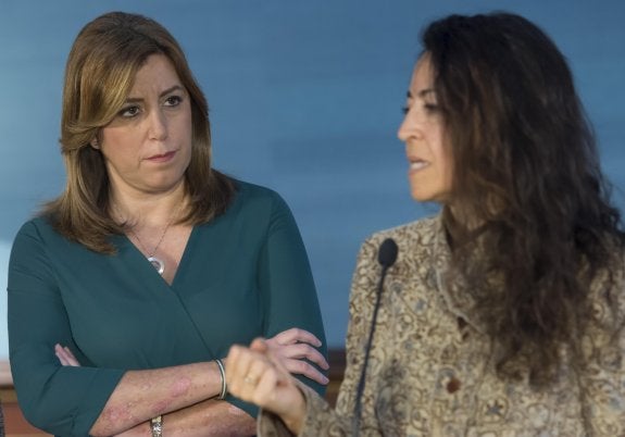 Susana Díaz y la representante de Acnur en España, María Jesús Vega.