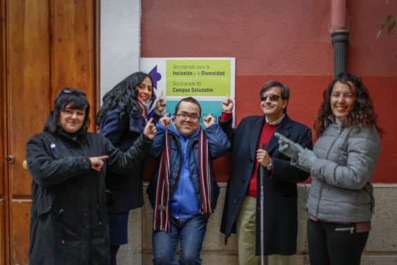 Los cinco universitarios aplauden el trabajo que se realiza desde el secretariado para la Inclusión y la Diversidad, que dirige Esperanza Alcain.