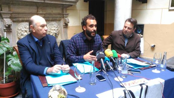 Jesús Candel, Spiriman, presenta en Granada 'Justicia por la Sanidad'