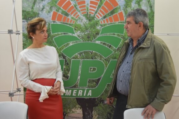 Francisca Iglesias, secretaria de UPA Almería, y Lorenzo Ramos, secretario general de UPA.