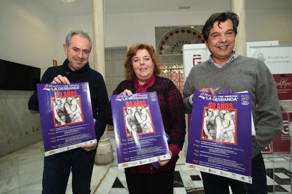 Las autoridades, durante el acto de presentación de ayer. 