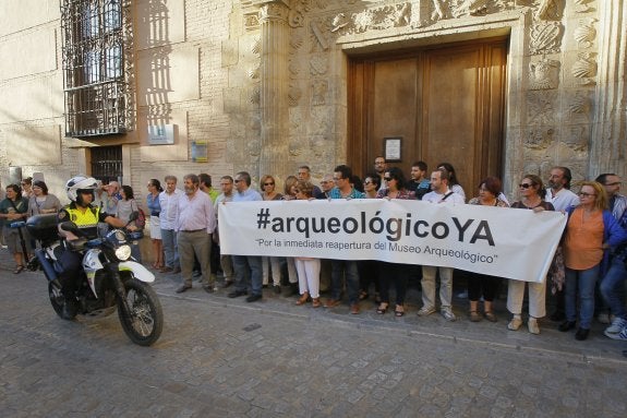 Imagen de una de las protestas que se llevó a cabo para reclamar la reapertura del museo. 