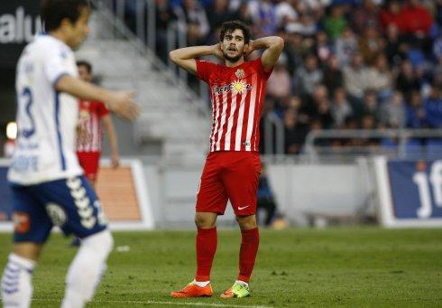 La cara de José Ángel Pozo, durante el partido de Tenerife, lo dice todo